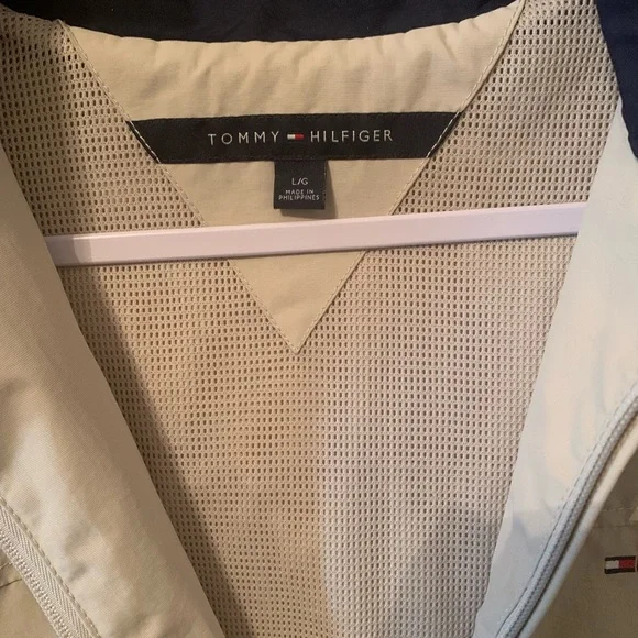 Tommy Hilfiger RARE Vintage Style Raincoat Windbreaker Jacket Preowned/Large - Picture 3 of 6